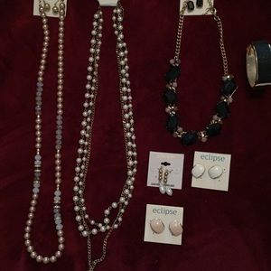 Lot of 7 costume jewelry